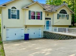 96 Lakeshire Dr, Camdenton, MO 65020