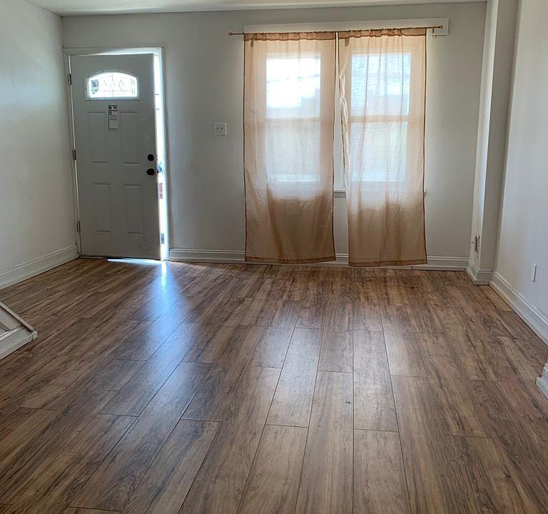 1st image of 5151 W Columbia Ave