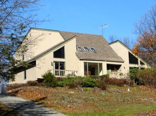 10 Overlook Ct, Newton, NJ 07860