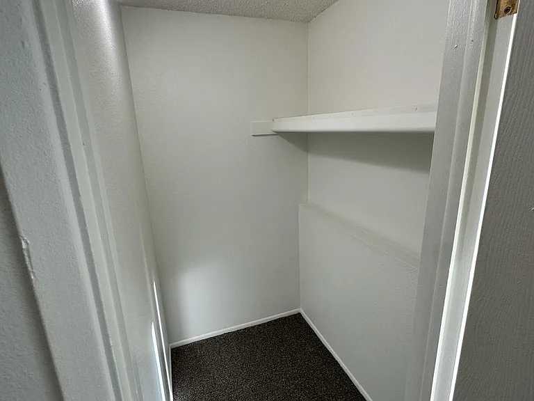 226 E 7th Ave #6 — Photo 6