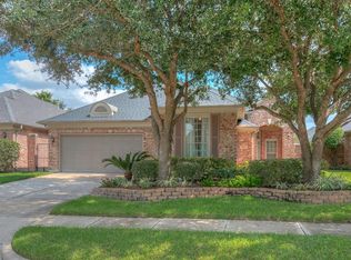 1523 Orchard Park Dr, Houston, TX 77077