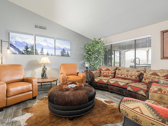 5th image of 38459 S Bellrock Ct