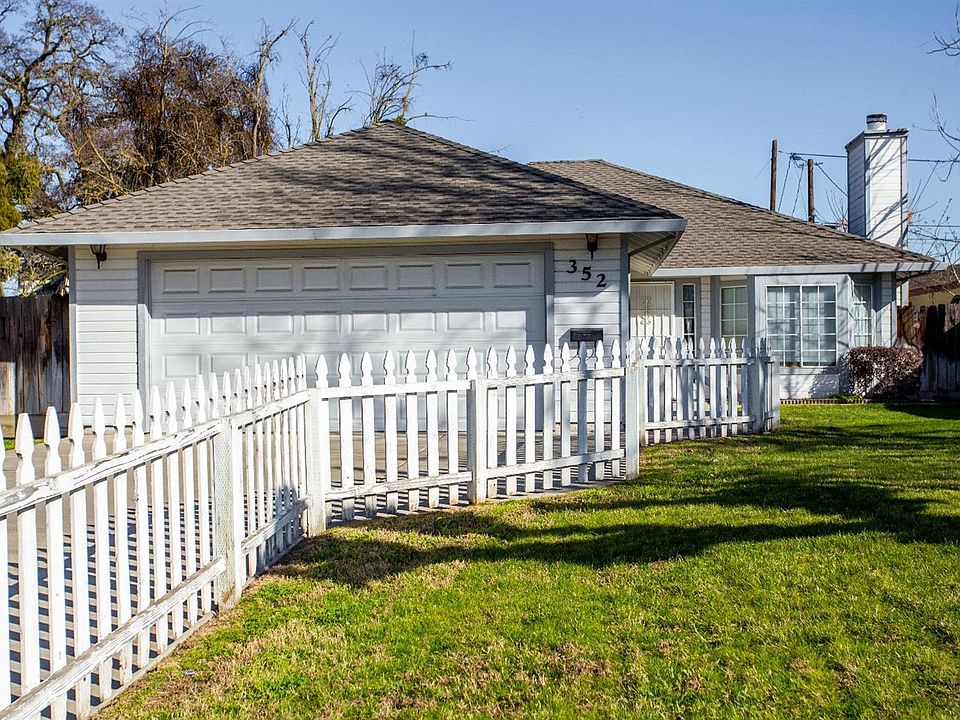 1st image of 352 Acacia Ave
