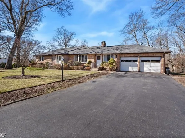 53 Woodmont Rd, Montville Twp., NJ 07058