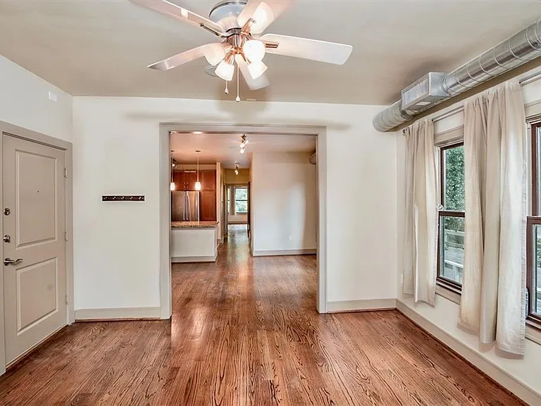 4009 Greeley St #4 — Photo 2