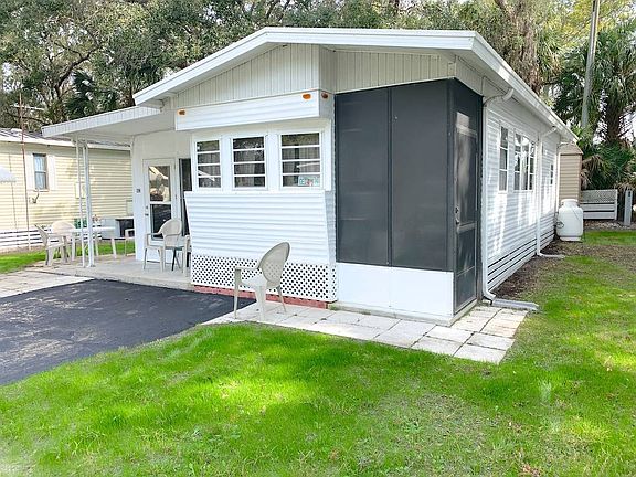 3rd image of 10521 Scenic Dr Lot 463