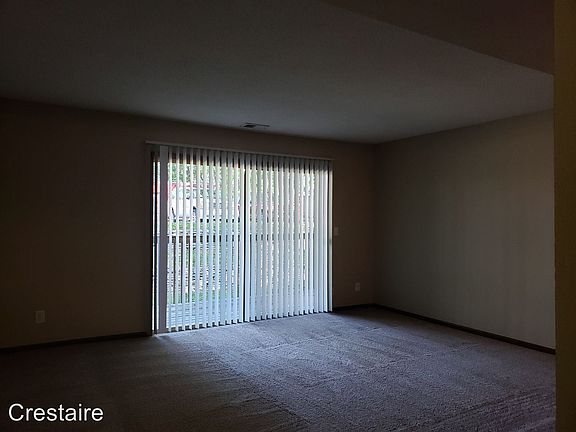 5th image of 1511 Thomas Dr APT 3