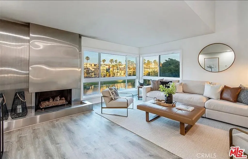 2 bed, 1406 sqft, $6,250 — Photo 3