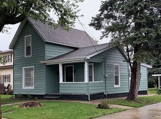 906 N Elm St, Kewanee, IL 61443