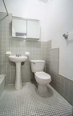 Rented by City Connections Realty | media 55