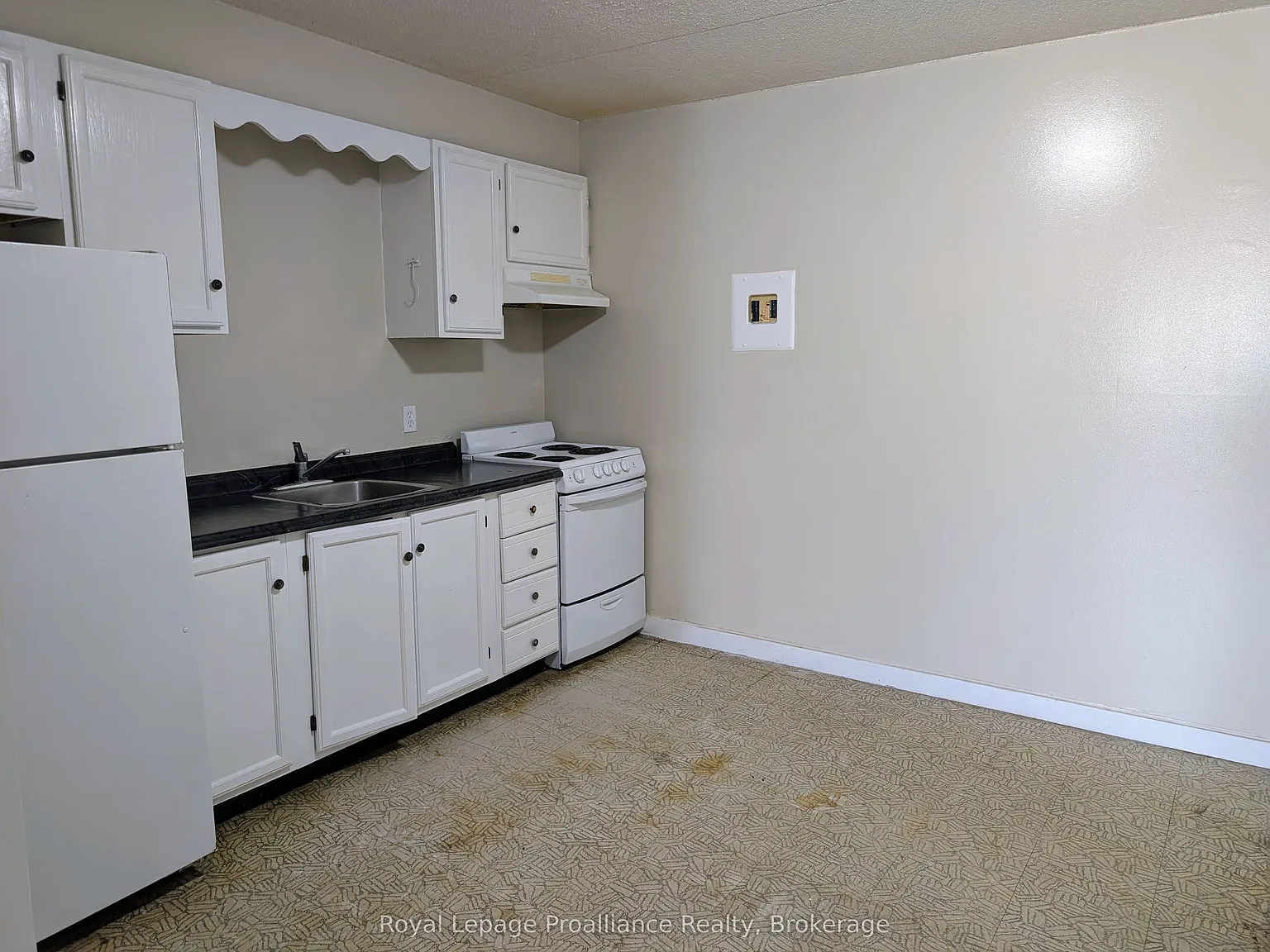 1 bed, $1,300 — Photo 4