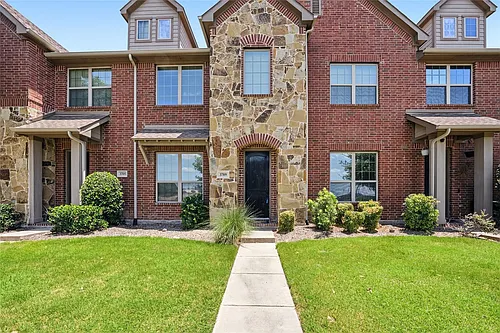 3709 Quail Wood Dr Photo 1