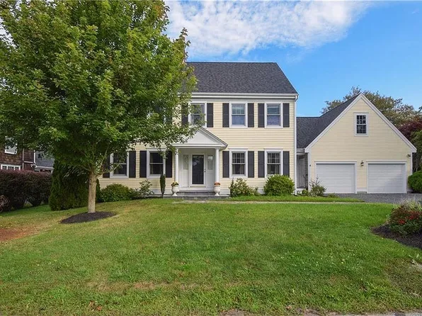 4 Key Ct, Newport, RI 02840