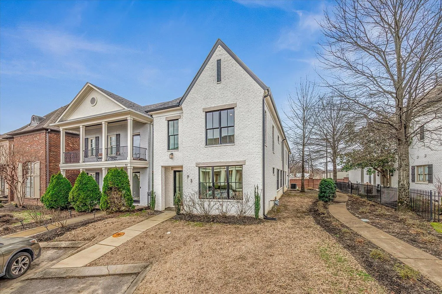 4 bed, 4.5 bath, 2851 sqft, $3,500 — Photo 4