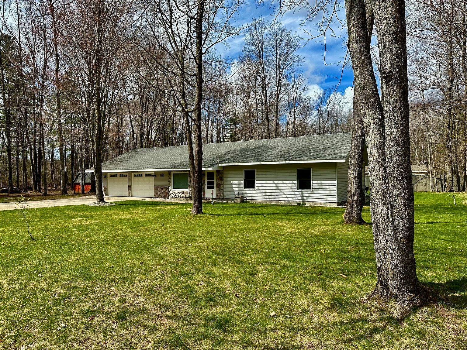 5816 Pewamo Trl, Gaylord, MI 49735 Zillow