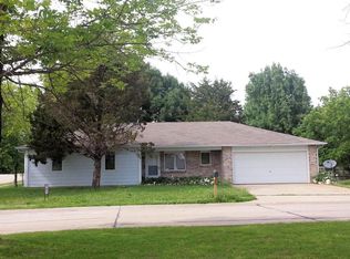 3901 Athens Ct, Columbia, MO 65202