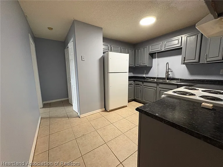 3928 Mendoza Ave — Photo 16
