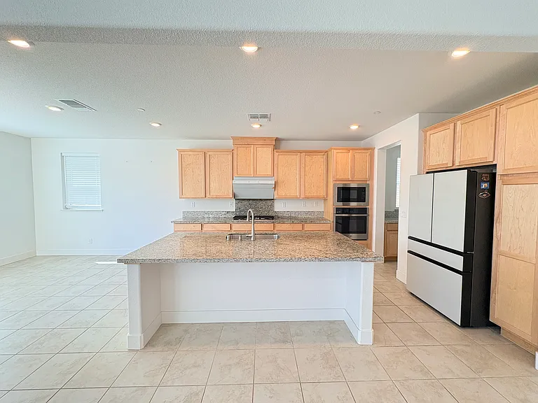 3016 Summerscape Dr — Photo 6