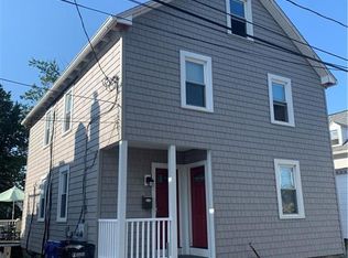 21 Stockholm St, Newport, RI 02840