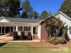 2nd image of 625 Wildwood Dr