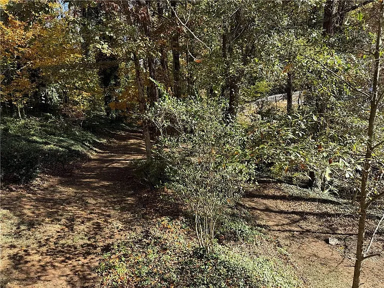 1610 Old Mill Xing — Photo 3