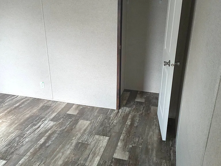 43 Sunset Ave — Photo 7