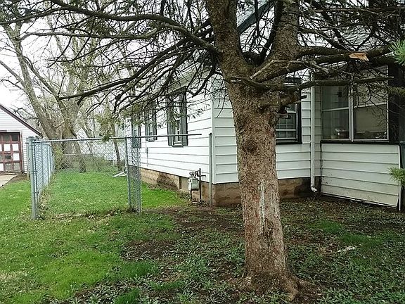 2nd image of 707 Alliance Ave