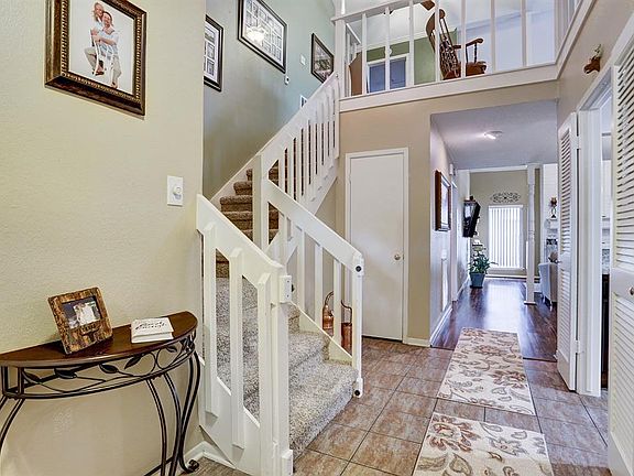 4th image of 3307 Hunterwood Dr