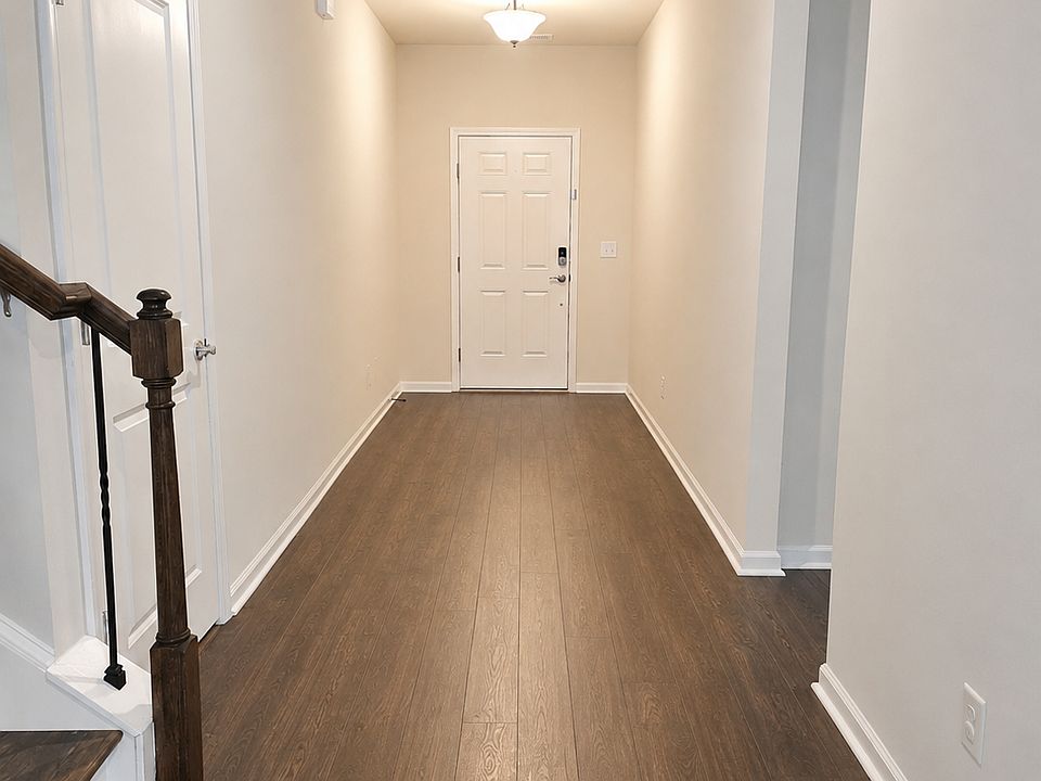 1st image of 3247 Hidden Valley Cir
