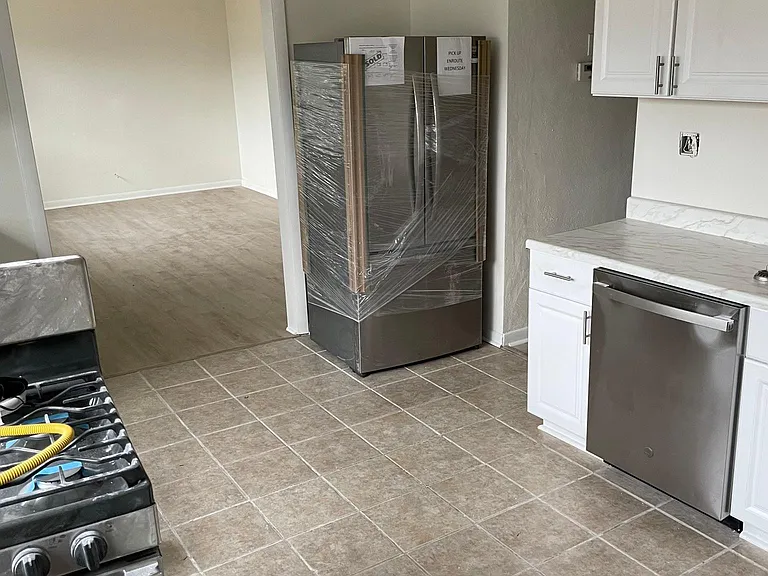 420 Grenfell Ave — Photo 10