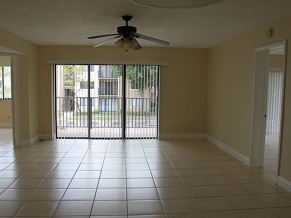 5th image of 9222 W Atlantic Blvd APT 1325