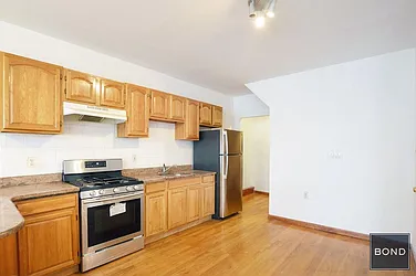 Rented by Bond New York