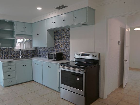 3rd image of 53424 Avenida Martinez