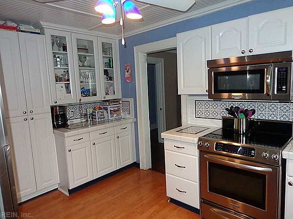 5th image of 2300 Leckie St