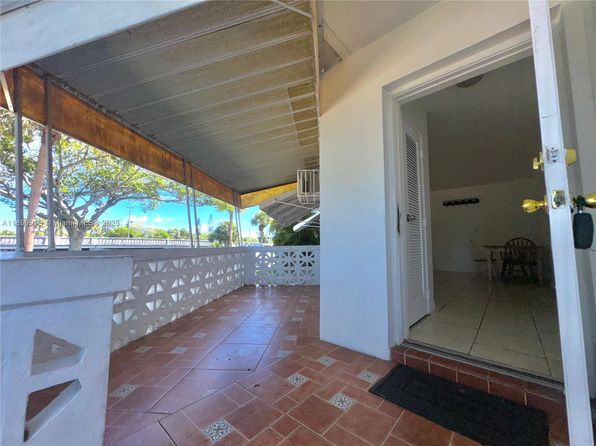 1450 NE 171st St APT 101B