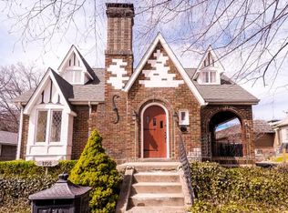 1106 Washington St, Hermann, MO 65041
