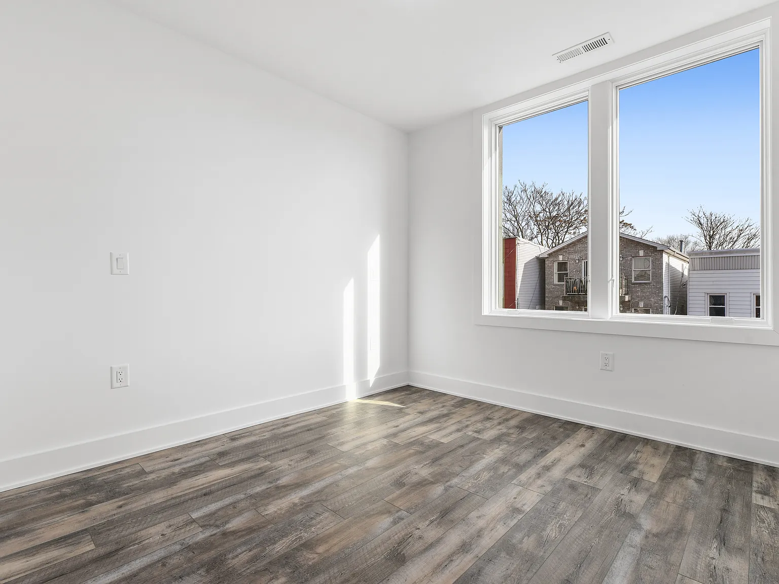 1 bed, 686 sqft, $2,200 — Photo 2