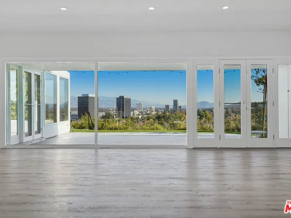16210 Bertella Dr, Encino, CA 91436