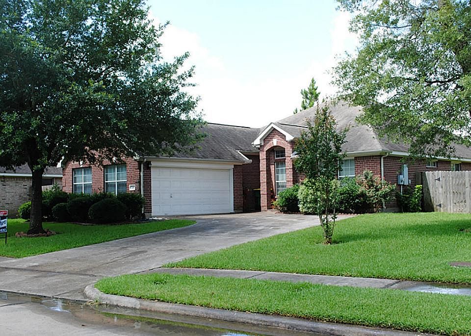 1st image of 206 Mossey Oak Dr