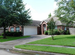 206 Mossey Oak Dr, Baytown, TX 77520