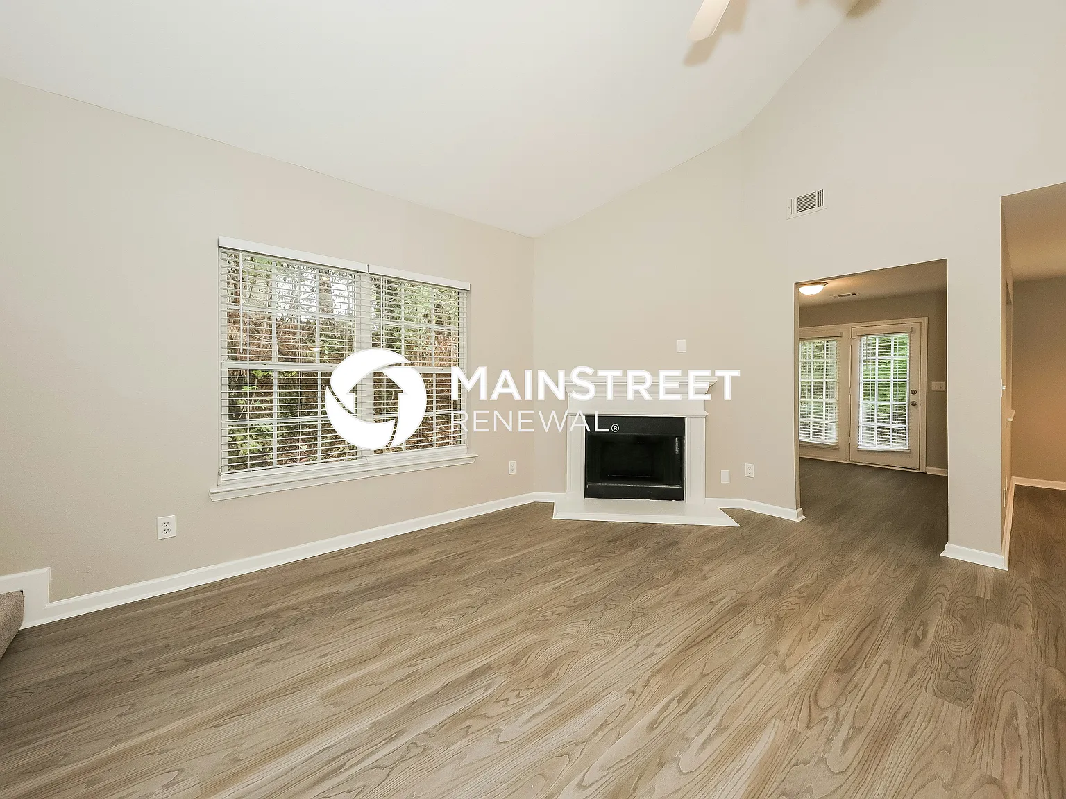 10123 Deep Creek Dr — Photo 3