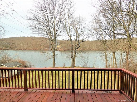 5th image of 360 Lake Shore Dr