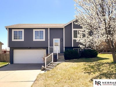 17125 Taylor St, Omaha, NE, 68116