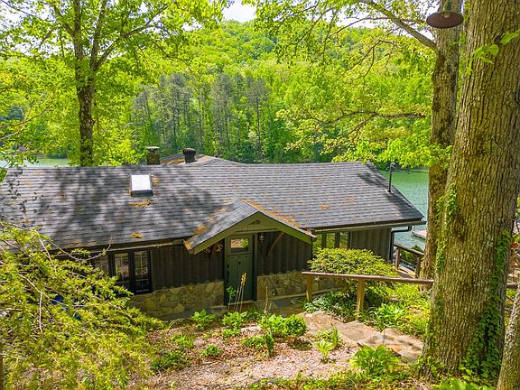 4th image of 216 Forest Lakes