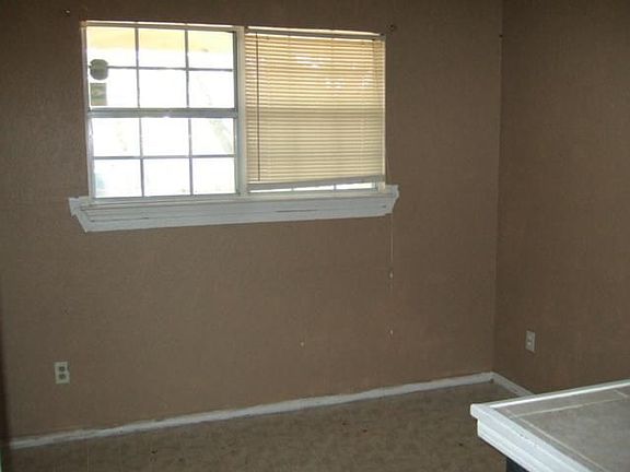 4th image of 2239 Nantucket Village Cir