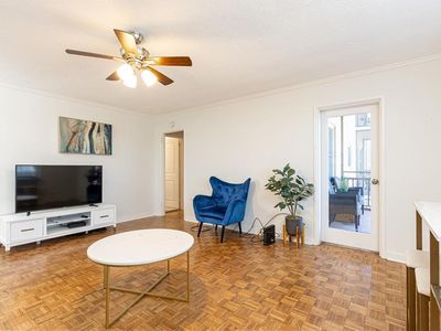 300 W Peachtree #8C, Atlanta, GA, 30308