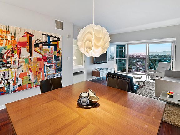 5th image of 13700 Marina Pointe Dr Unit 1109