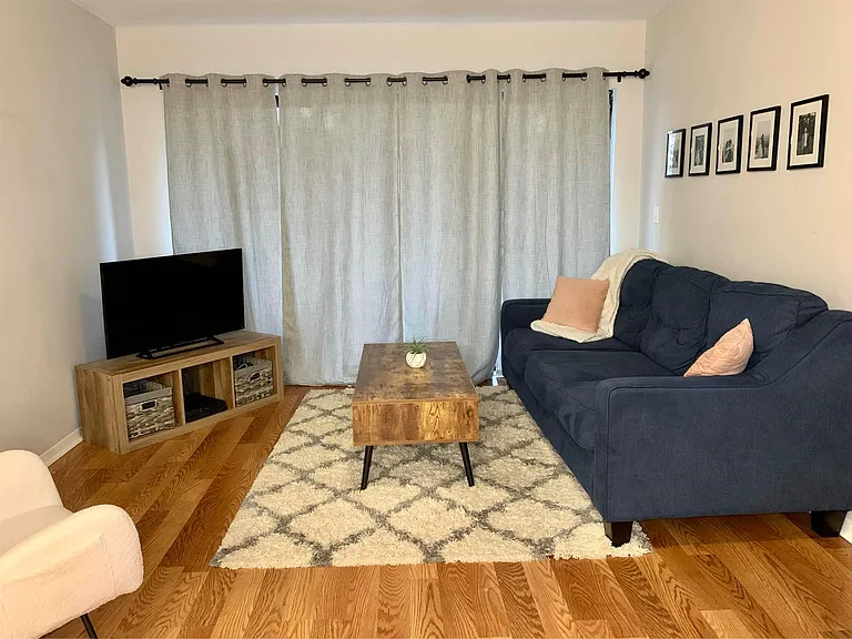 1855 Poplar Woods Cir W #304 — Photo 7