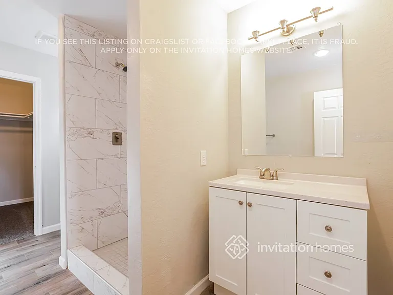 816 E Mountain View Rd — Photo 12