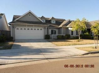 386 E Stanley Ave, Reedley, CA 93654